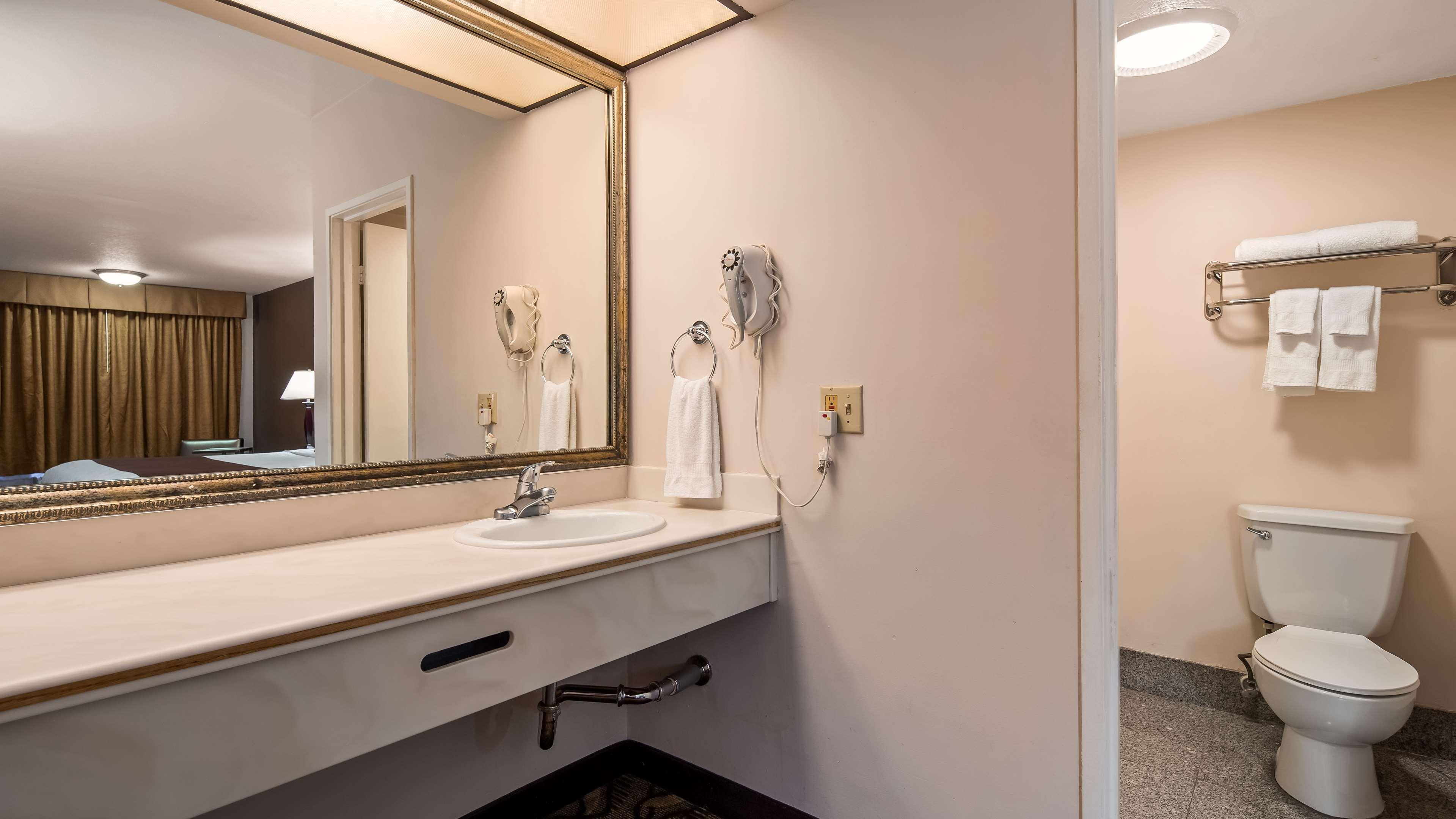 Best Western Airport Plaza - Los Angeles Lax Airport Hotel