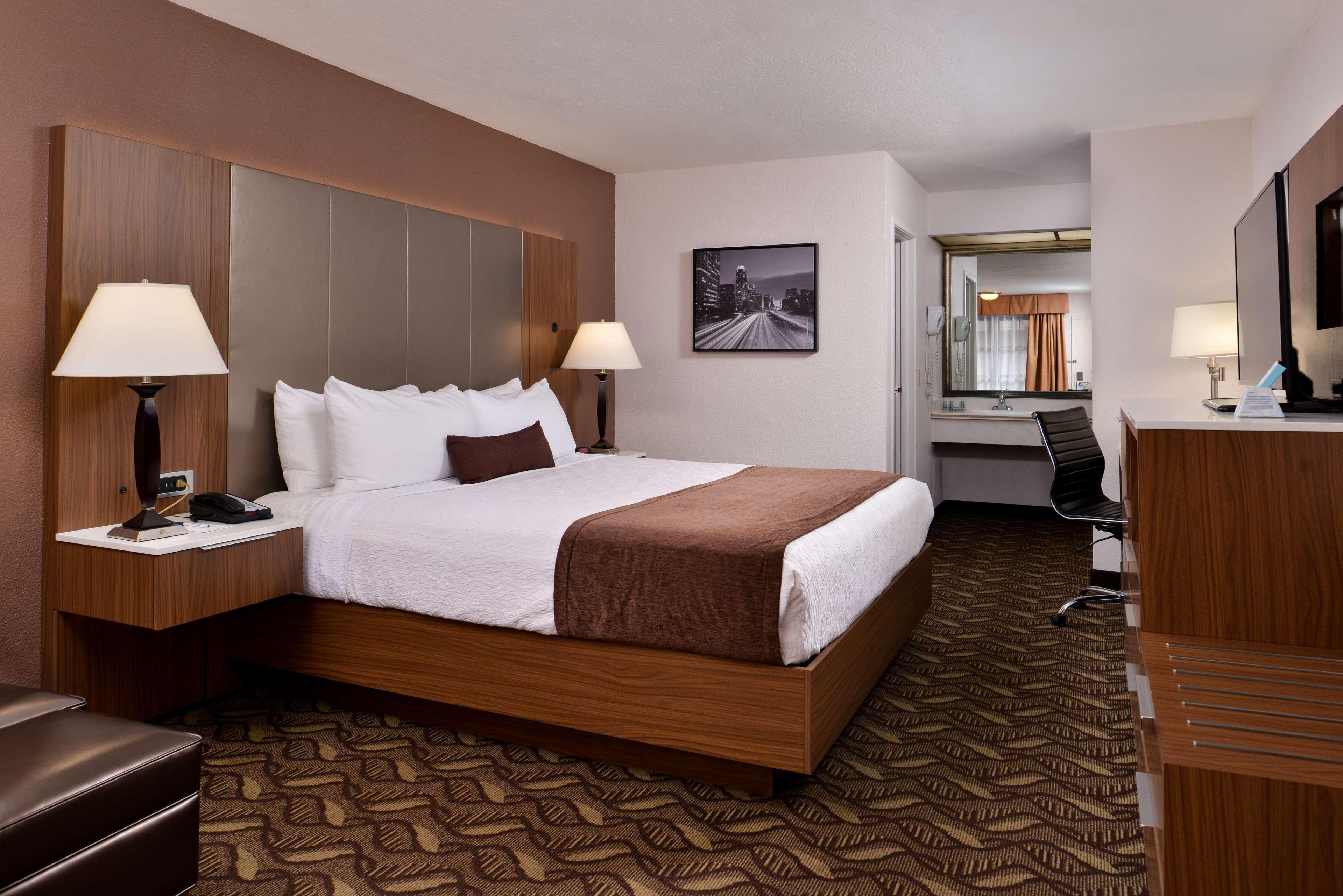 Hotel Best Western Airport Plaza - Los Angeles Lax 3*