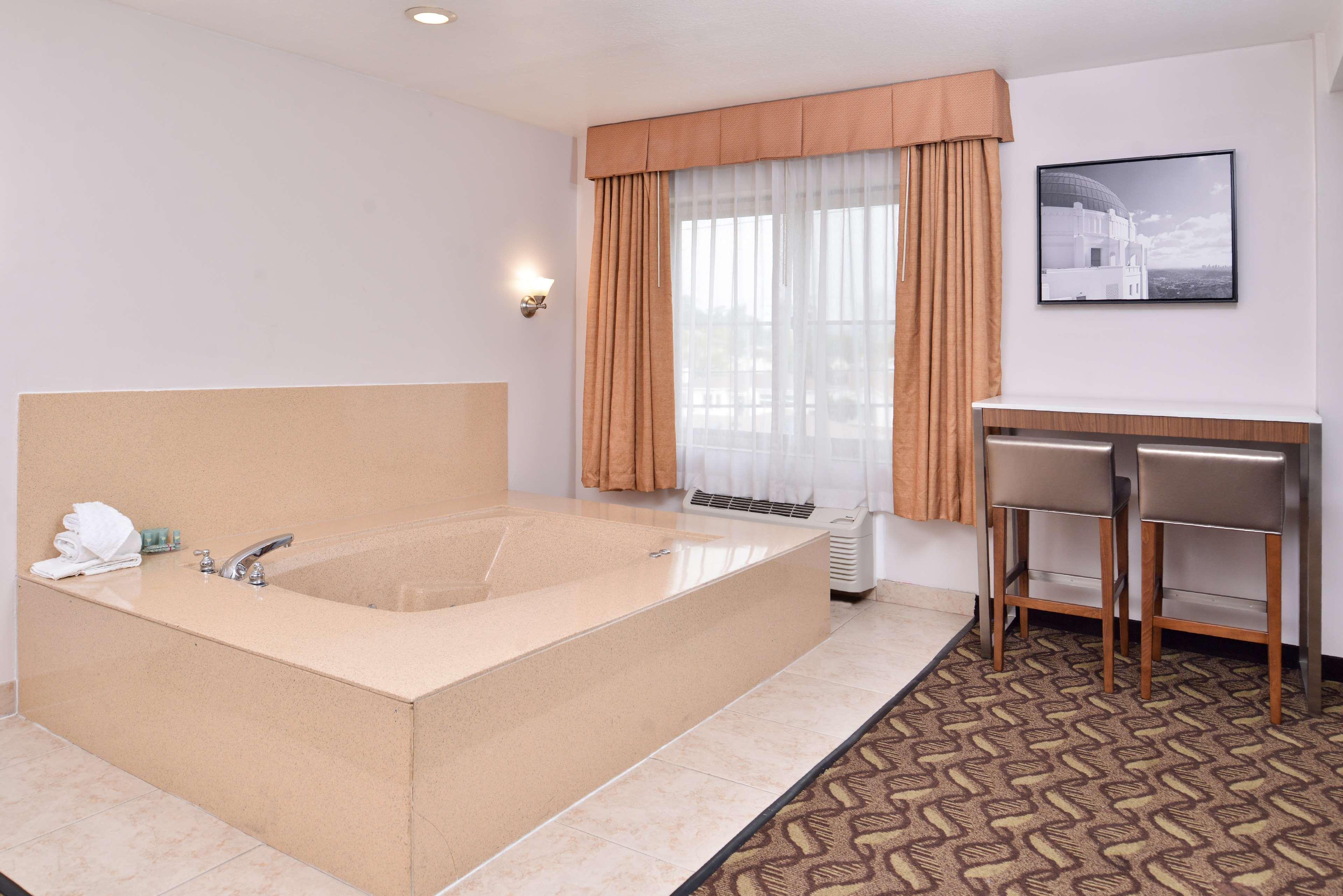 Hotel Western Airport Plaza - Angeles Lax Airport