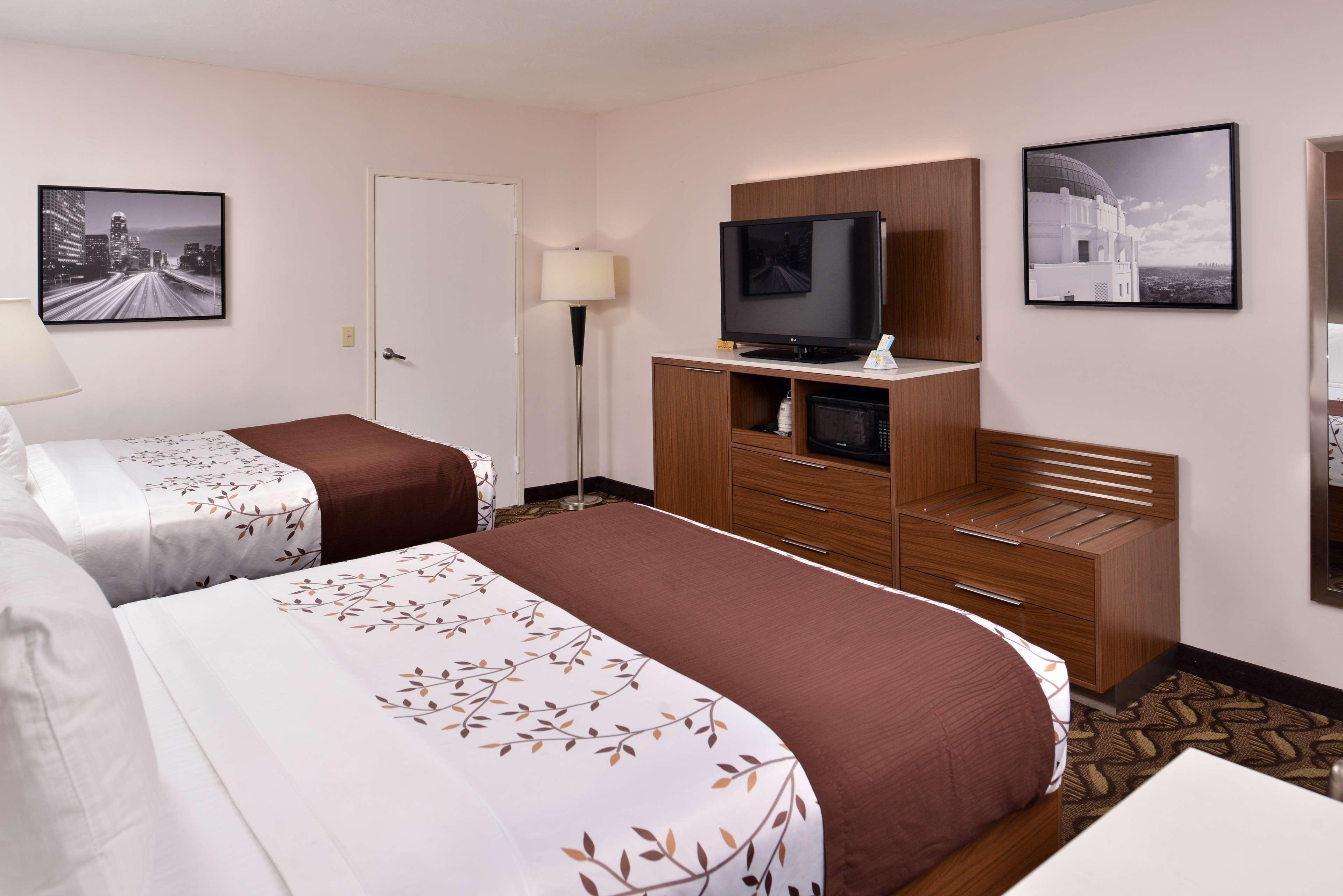 Western Airport Plaza - Angeles Lax Airport Hotel 3*