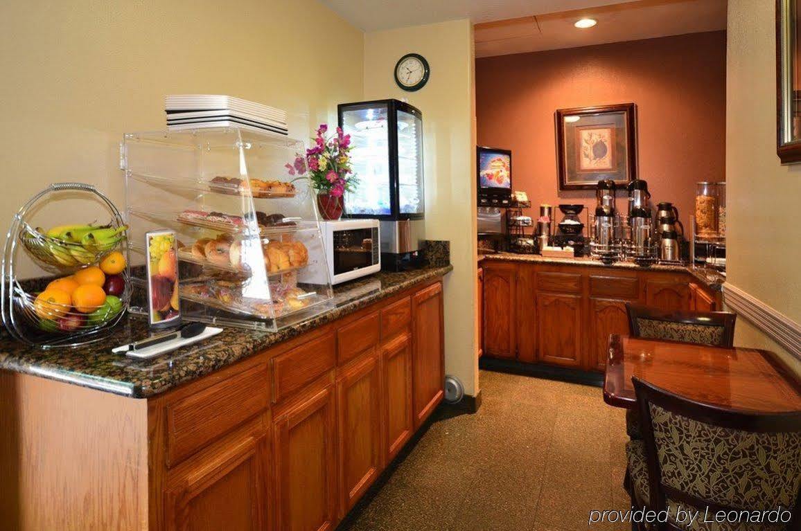 Western Airport Plaza - Angeles Lax Airport Hotel 3*