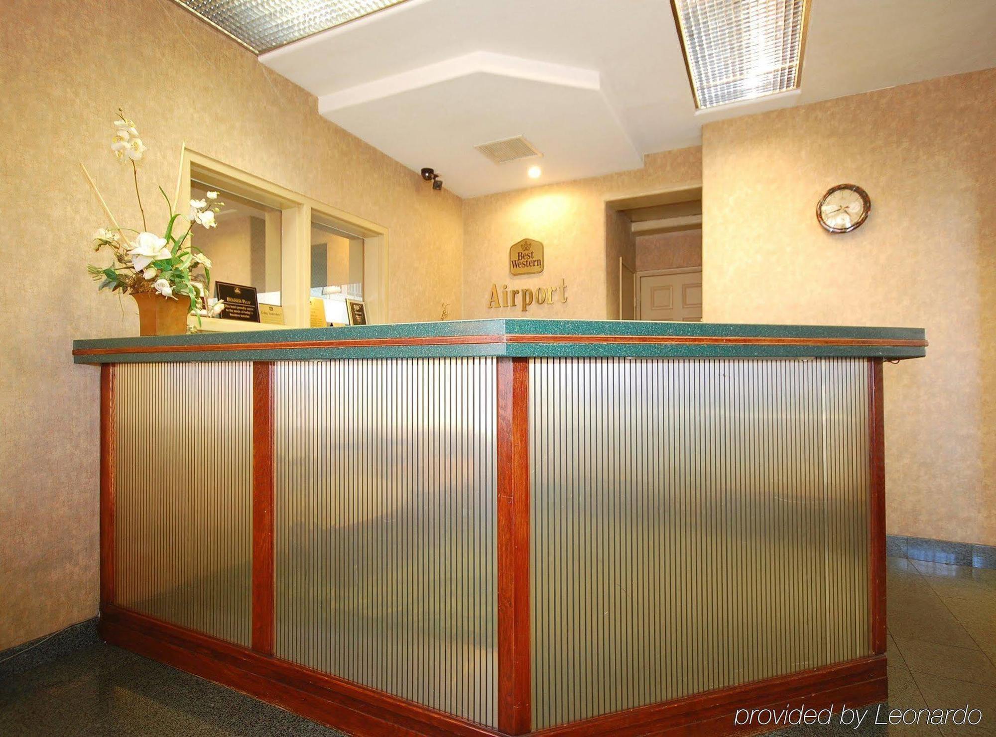 Hotel Western Airport Plaza - Angeles Lax Airport