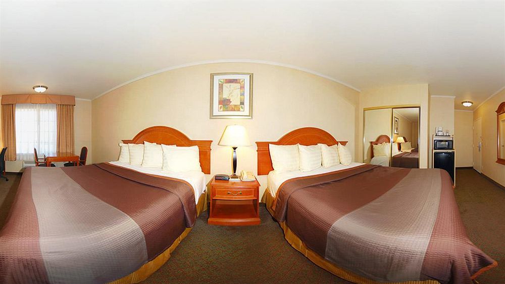 Western Airport Plaza - Angeles Lax Hotel
